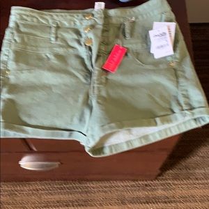 Cargo green high rise waist shorts